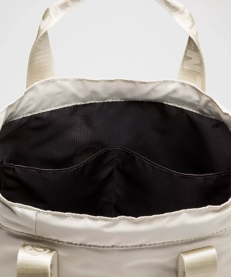 Cinched Crossbody Bag Mini 3.5L *SLNSH Collection