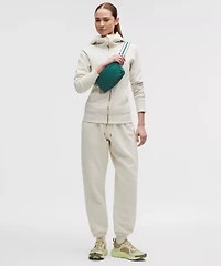 Everywhere Belt Bag 1L *Striped Wordmark