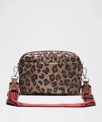 Everywhere Crossbody Bag 2L *Leopard