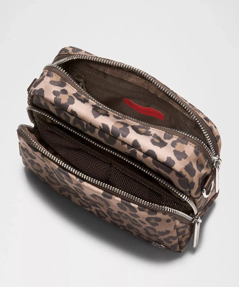 Everywhere Crossbody Bag 2L *Leopard