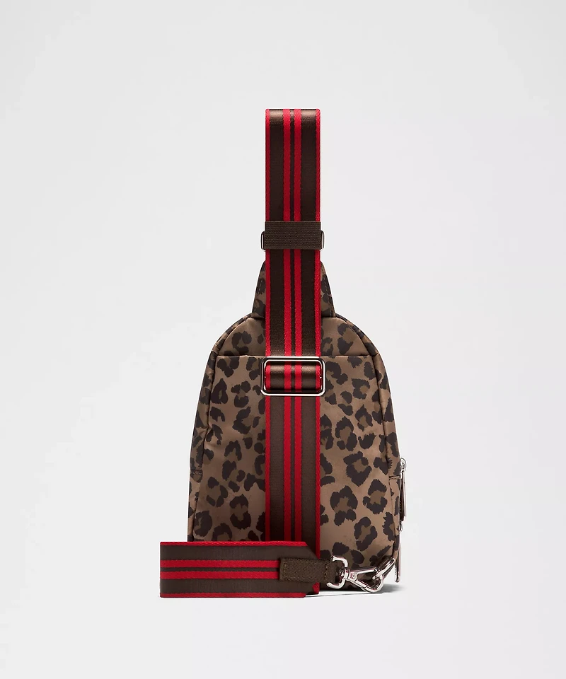 Everywhere Small Sling Bag 2L *Leopard