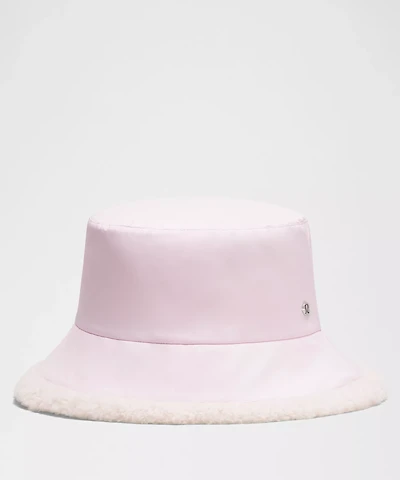 Boucle Fleece Reversible Bucket Hat