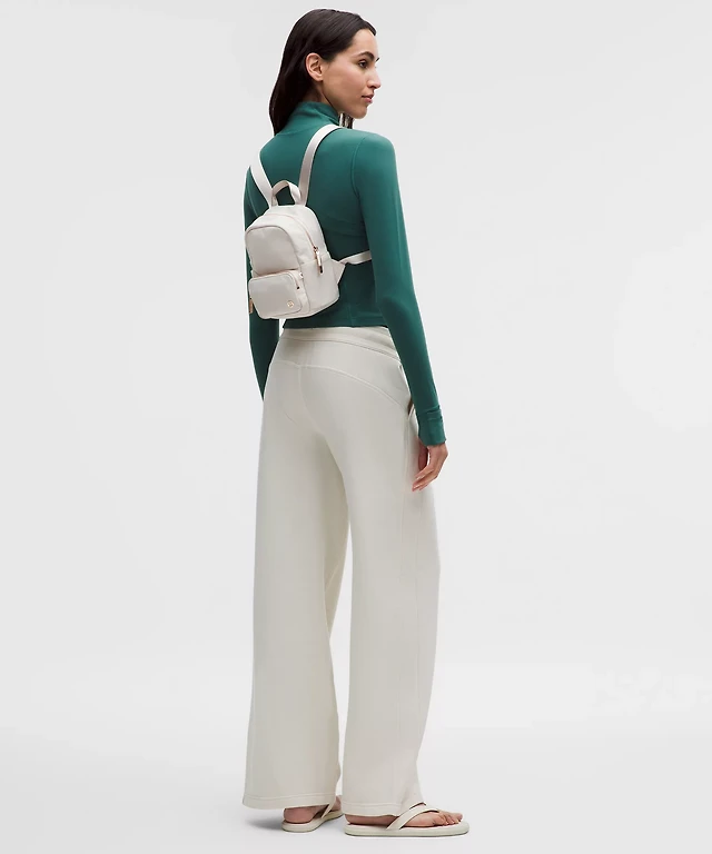 lululemon everywhere backpack white 22L Not your average backpack lululemon athletica Cream White Small