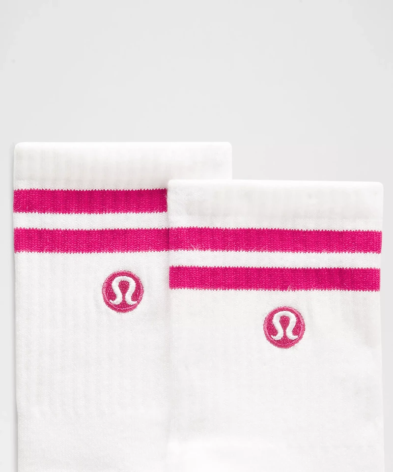 Unisex Daily Essential Quarter Socks *Stripe