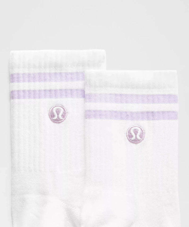 Unisex Daily Essential Quarter Socks *Stripe