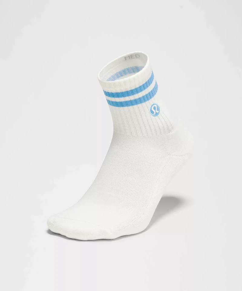 Unisex Daily Essential Quarter Socks *Stripe