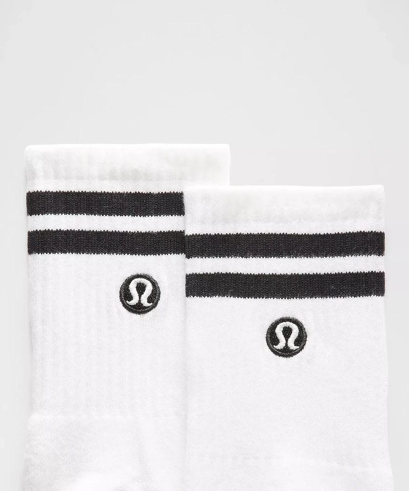Unisex Daily Essential Quarter Socks 3 Pack *Stripe