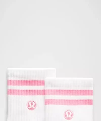 Unisex Daily Essential Quarter Socks 3 Pack *Stripe