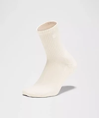 Unisex Daily Essential Quarter Socks