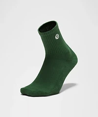 Unisex Daily Essential Quarter Socks