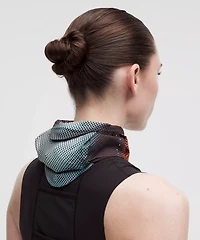 lululemon Go Further Cooling Ice Neck Wrap