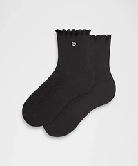 Unisex Lettuce Edge Quarter Socks