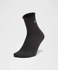 Unisex Lettuce Edge Quarter Socks