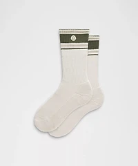Unisex Daily Essential Crew Socks *Retro Stripe