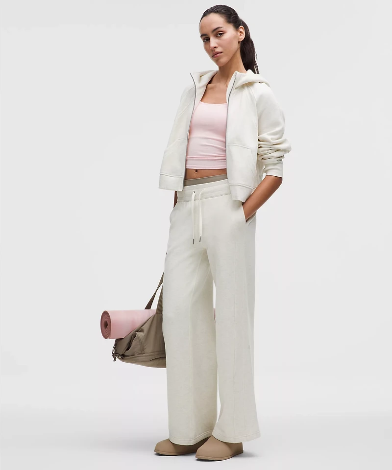 Ebb to Street Scoop-Neck Cropped Tank Top *Light Support, B/C Cup