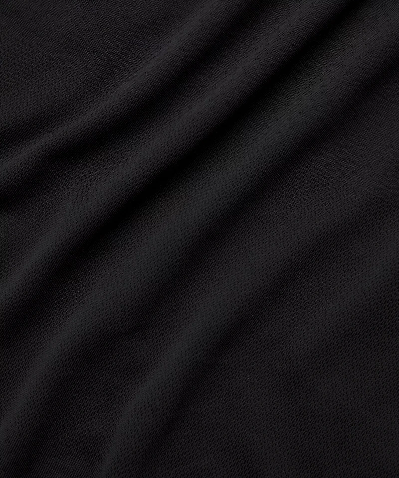 Fast and Free Singlet *Perforated Stripe