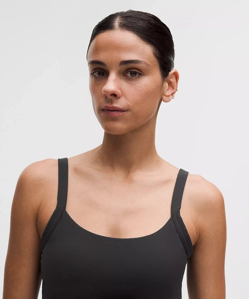Straight-Strap Sports Bra *Light Support, B/C Cup