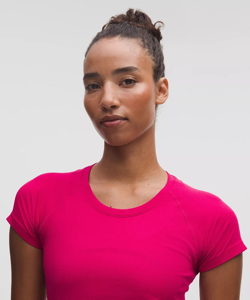 Swiftly Tech Short-Sleeve Shirt 2.0 *Hip Length