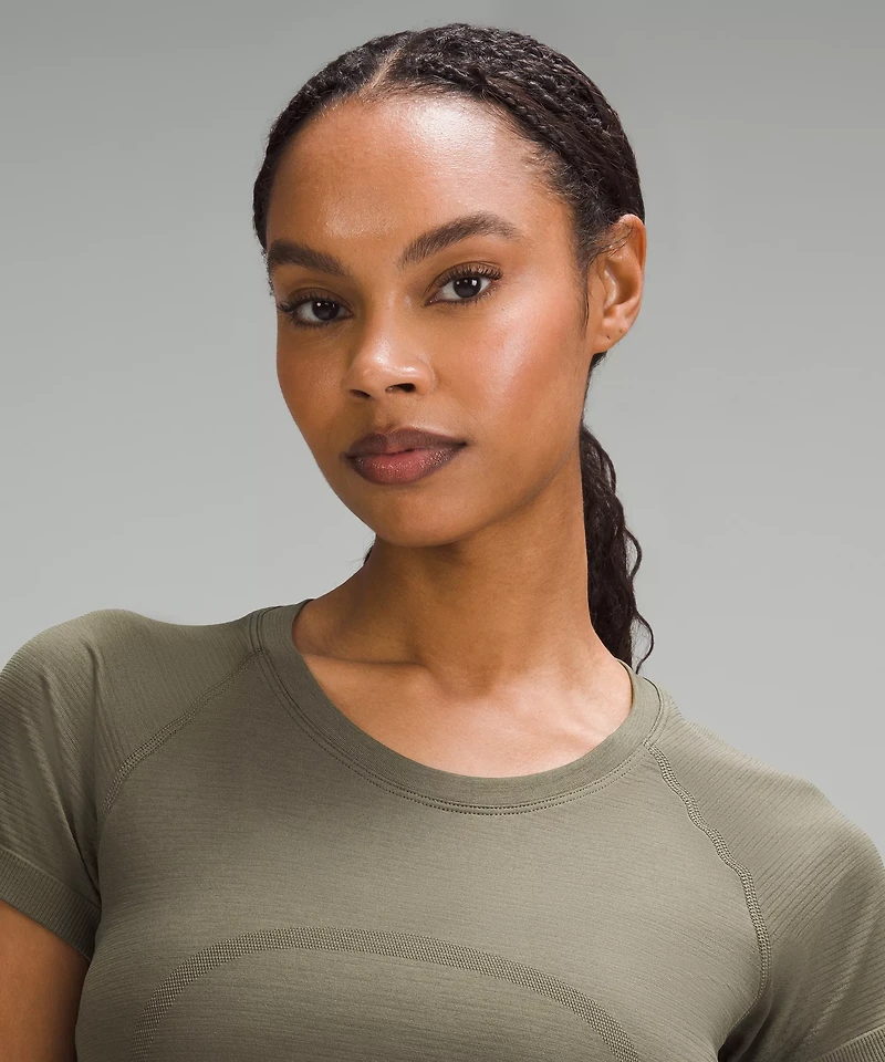 Swiftly Tech Short-Sleeve Shirt 2.0 *Hip Length | Women's Short Sleeve Shirts & Tee's