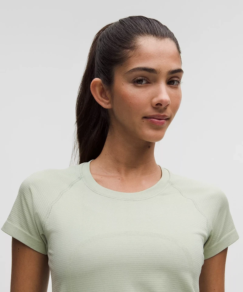 Swiftly Tech Short-Sleeve Shirt 2.0 *Hip Length | Women's Short Sleeve Shirts & Tee's