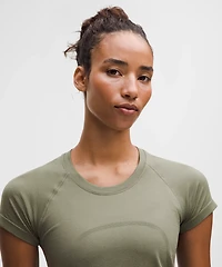 Swiftly Tech Short-Sleeve Shirt 2.0 *Hip Length | Women's Short Sleeve Shirts & Tee's