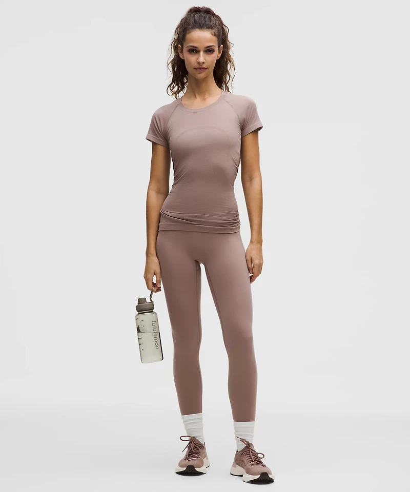 Swiftly Tech Short-Sleeve Shirt 2.0 *Hip Length