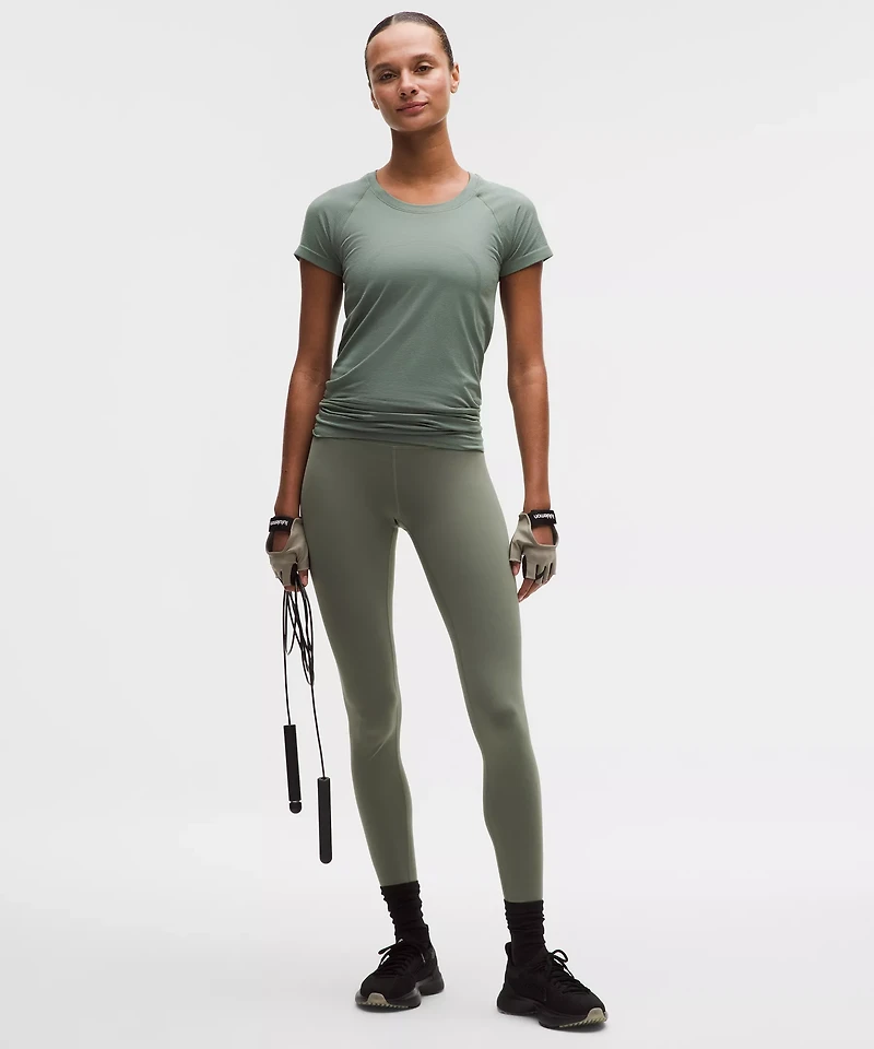 Swiftly Tech Short-Sleeve Shirt 2.0 *Hip Length