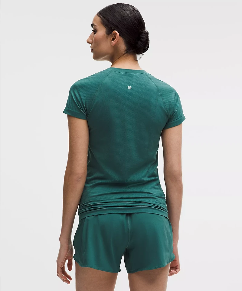 Swiftly Tech Short-Sleeve Shirt 2.0 *Hip Length