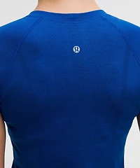 Swiftly Tech Short-Sleeve Shirt 2.0 *Hip Length