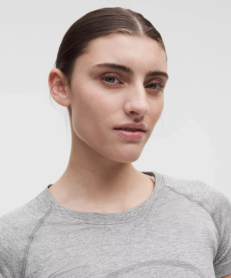 Swiftly Tech Short-Sleeve Shirt 2.0 *Hip Length | Women's Short Sleeve Shirts & Tee's