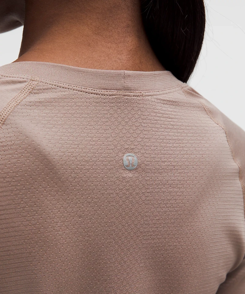 Swiftly Tech Long-Sleeve Shirt 2.0 *Waist Length