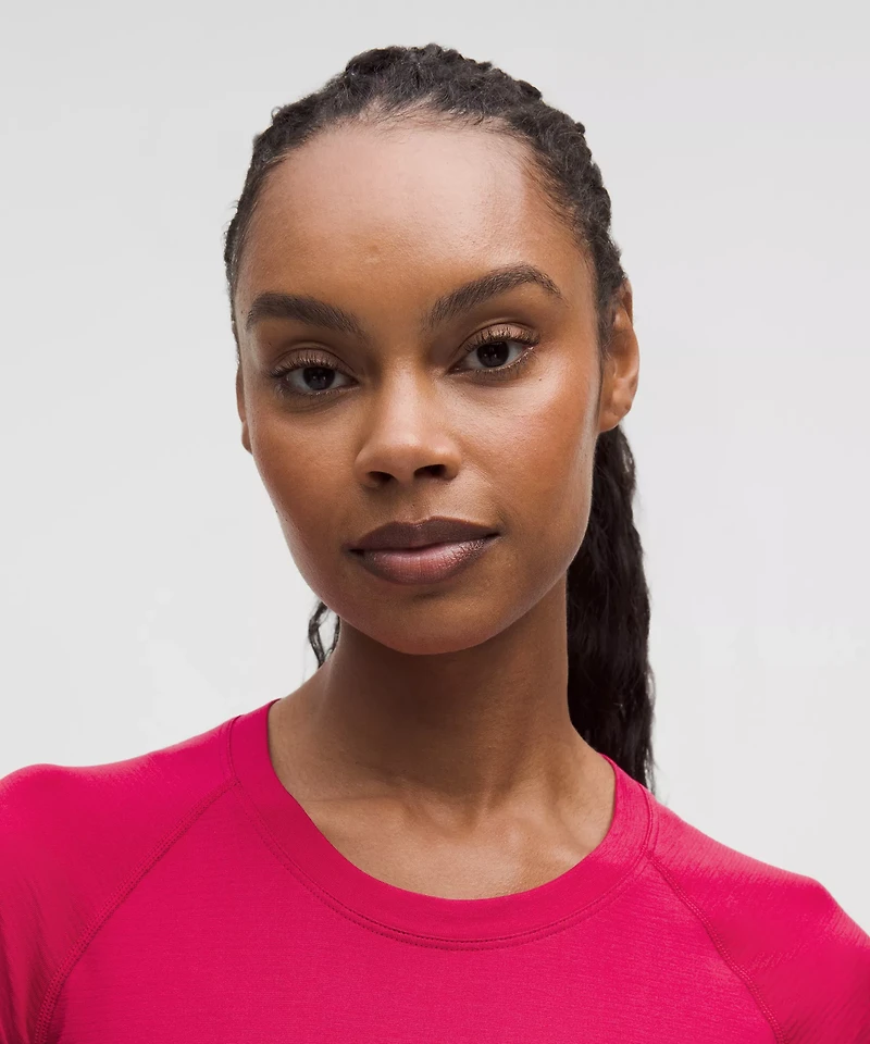 Swiftly Tech Short-Sleeve Shirt 2.0 *Waist Length | Women's Short Sleeve Shirts & Tee's