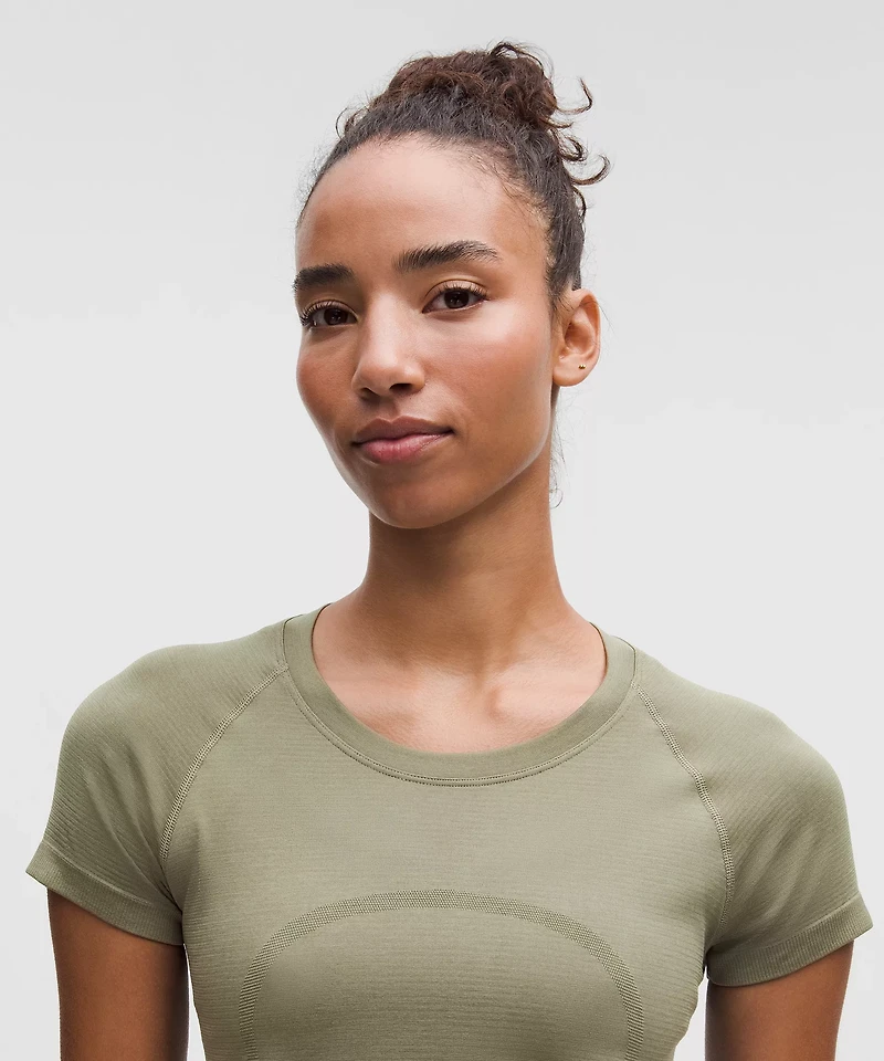 Swiftly Tech Short-Sleeve Shirt 2.0 *Waist Length | Women's Short Sleeve Shirts & Tee's