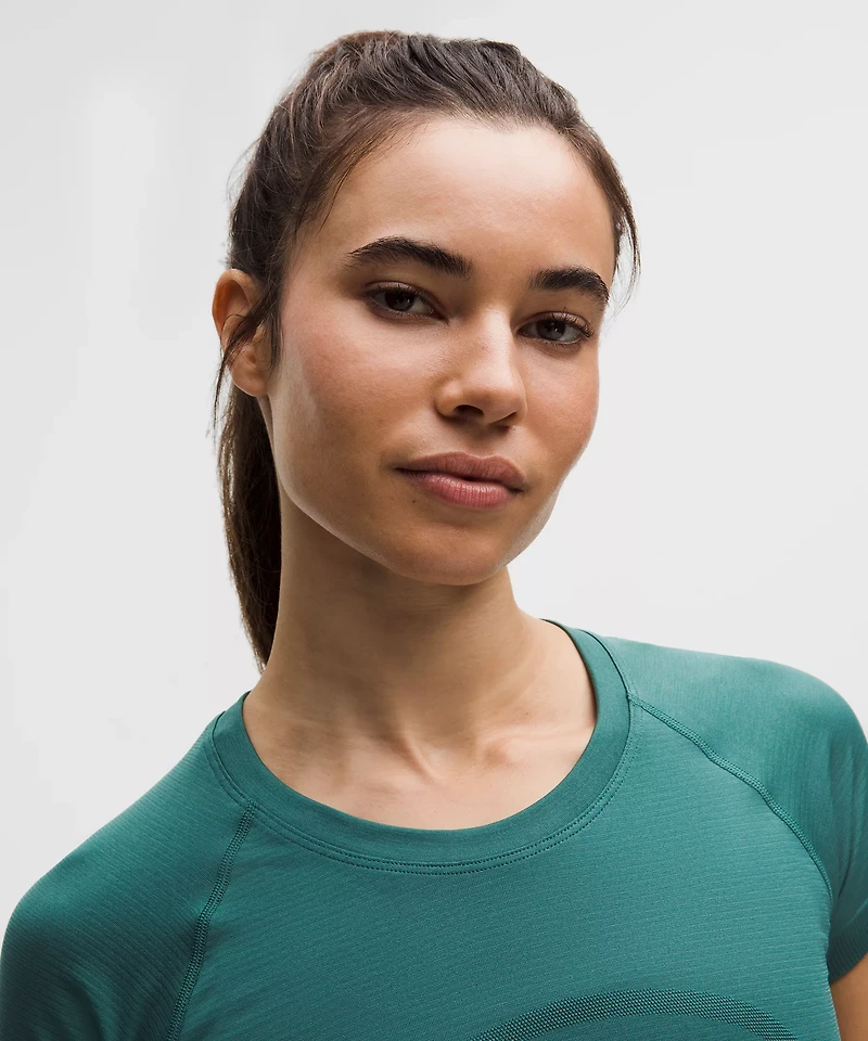 Swiftly Tech Short-Sleeve Shirt 2.0 *Waist Length