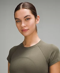 Swiftly Tech Cropped Short-Sleeve Shirt 2.0 | Women's Short Sleeve Shirts & Tee's