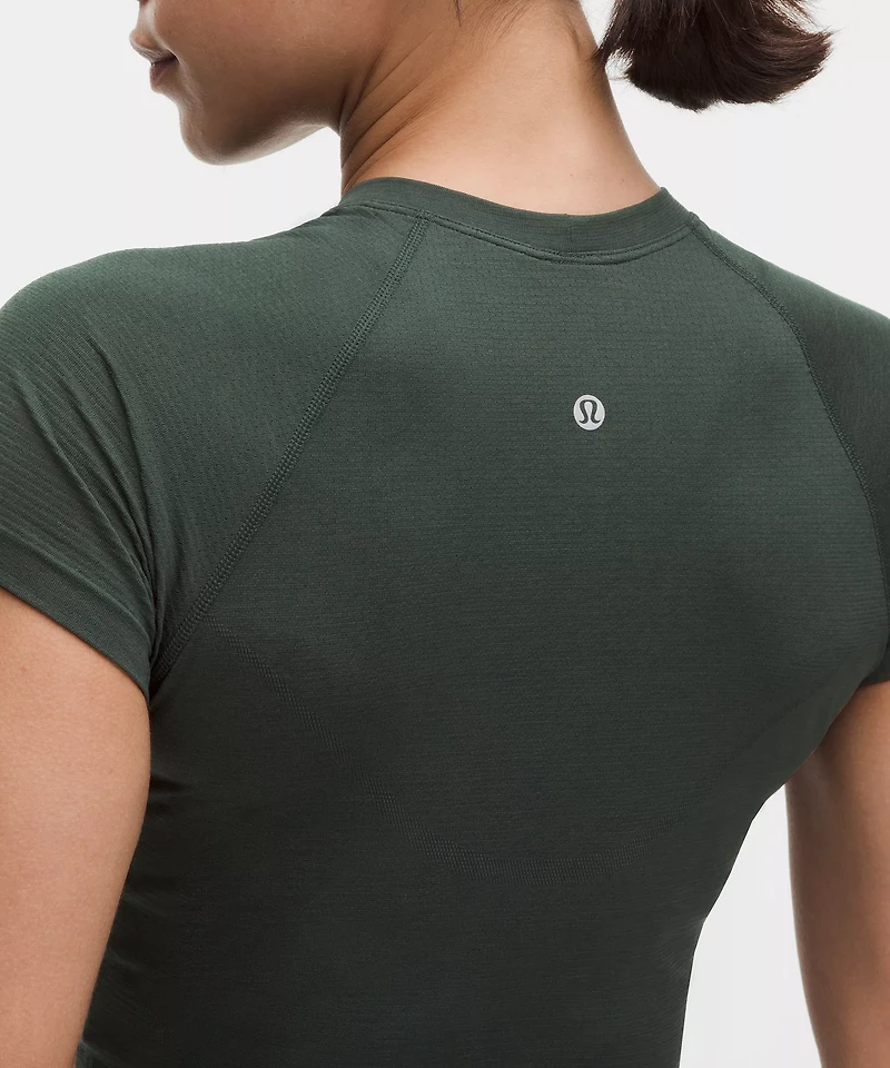 Swiftly Tech Cropped Short-Sleeve Shirt 2.0