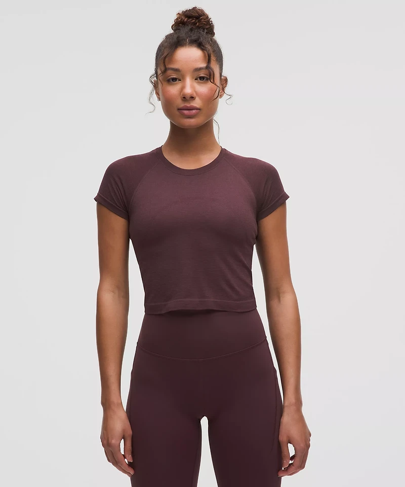 Swiftly Tech Cropped Short-Sleeve Shirt 2.0 | Women's Short Sleeve Shirts & Tee's