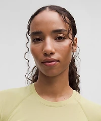 Swiftly Tech Cropped Short-Sleeve Shirt 2.0