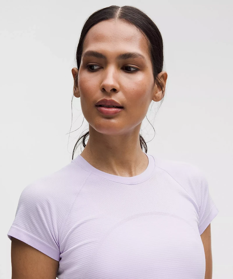 Swiftly Tech Cropped Short-Sleeve Shirt 2.0 | Women's Short Sleeve Shirts & Tee's