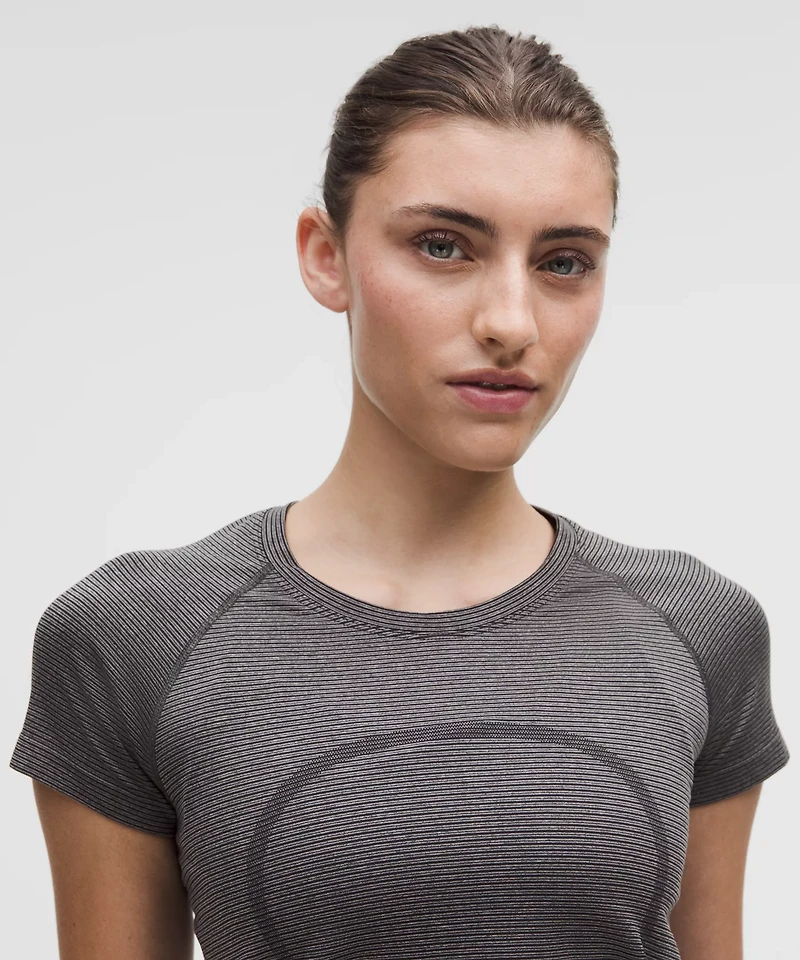 Swiftly Tech Short-Sleeve Shirt 2.0 *Waist Length | Women's Short Sleeve Shirts & Tee's