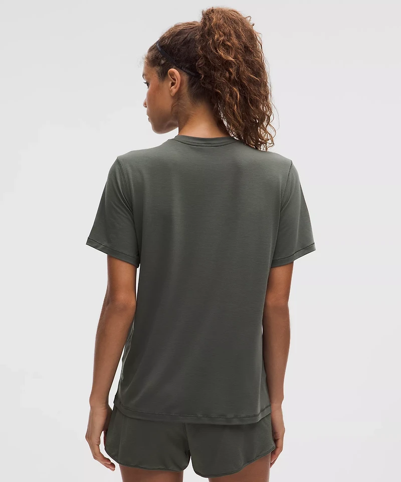 Jersey Training Short-Sleeve Shirt | Women's Short Sleeve Shirts & Tee's
