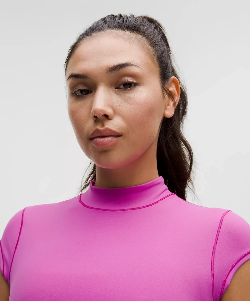 Wunder Train Super Cropped Short-Sleeve Shirt | Women's Short Sleeve Shirts & Tee's