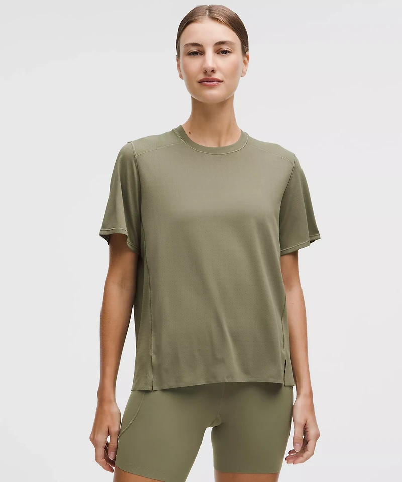 Women's Fast and Free Short-Sleeve Shirt | Short Sleeve Shirts & Tee's