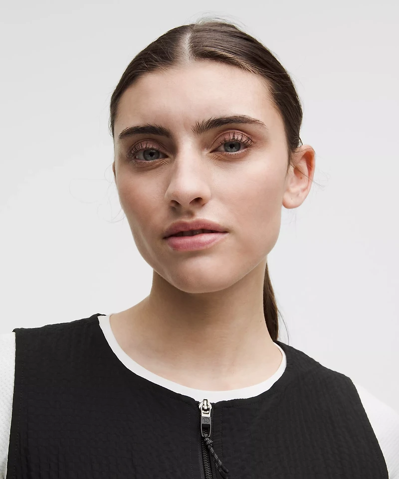 Grid-Texture Hiking Cargo Vest