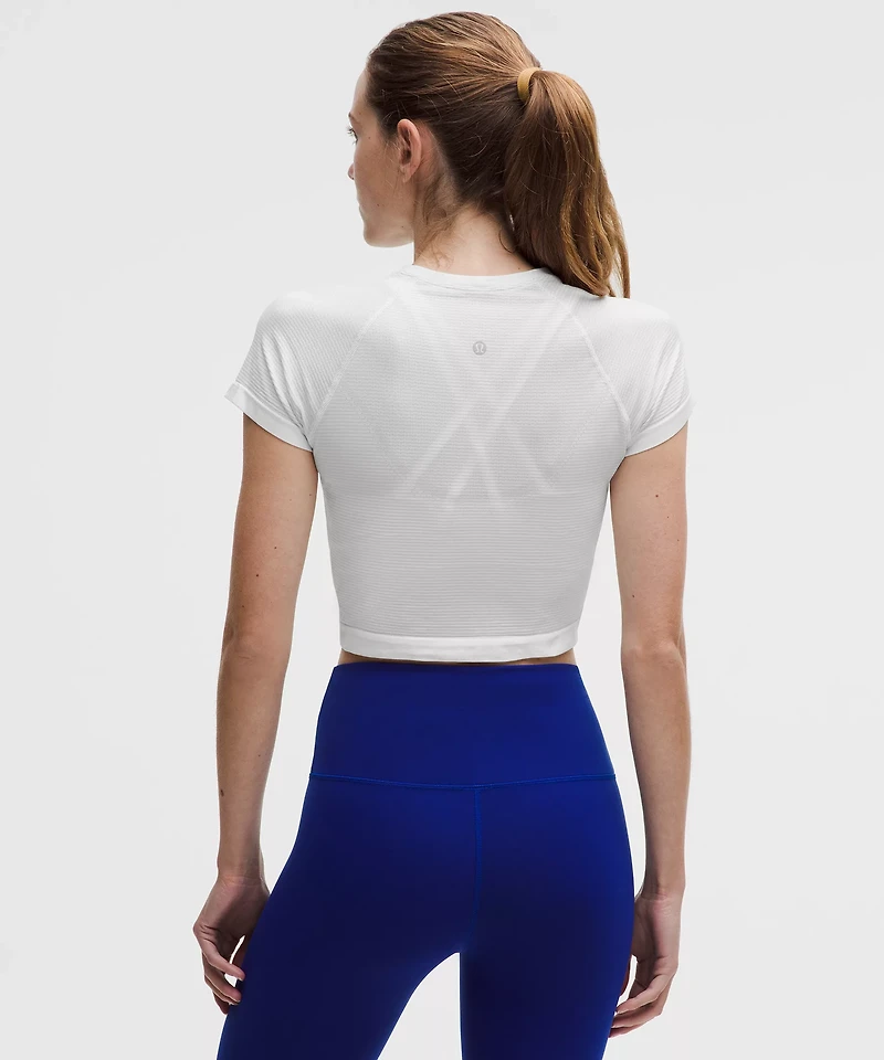 Swiftly Tech Cropped Short-Sleeve Shirt 2.0