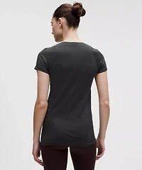 Team Canada Swiftly Tech Short-Sleeve Shirt 2.0 *COC Logo