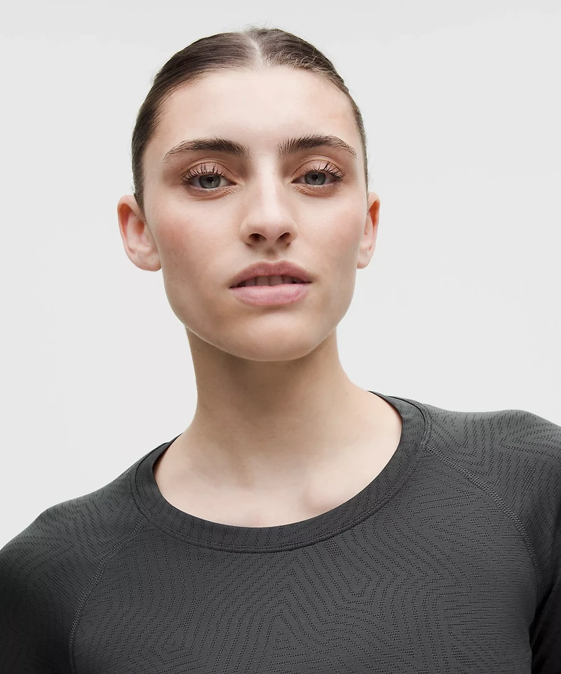 Team Canada Swiftly Tech Long-Sleeve Shirt 2.0 Waist Length *COC Logo