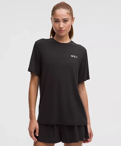 Jersey Training Short-Sleeve Shirt *Graphic | Women's Short Sleeve Shirts & Tee's