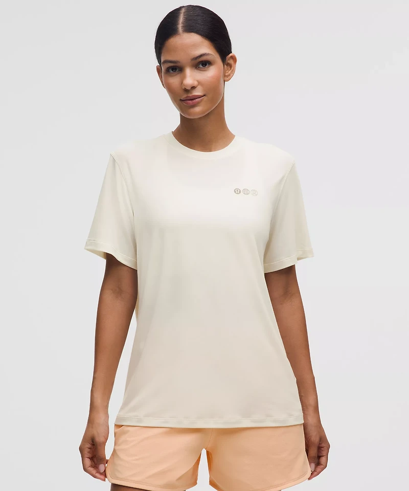 Jersey Training Short-Sleeve Shirt *Graphic | Women's Short Sleeve Shirts & Tee's
