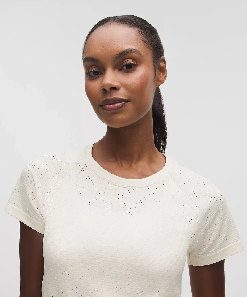 Swiftly Tech Short-Sleeve Shirt 2.0 *Waist Length | Women's Short Sleeve Shirts & Tee's